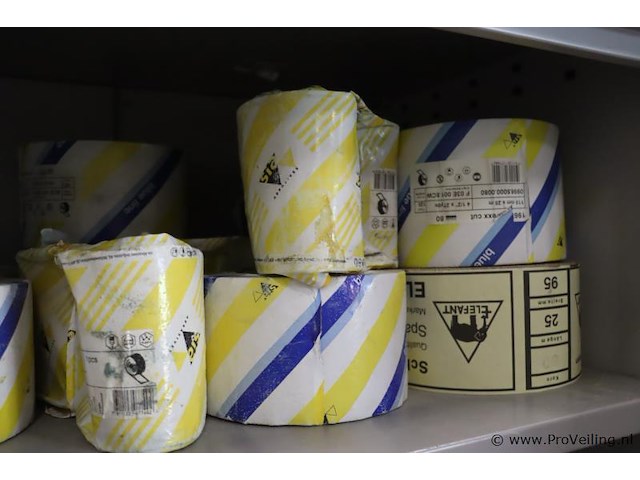 Partij schuurpapier en schuurschijven - afbeelding 2 van  10