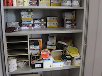 Partij schuurpapier en schuurschijven - afbeelding 1 van  10
