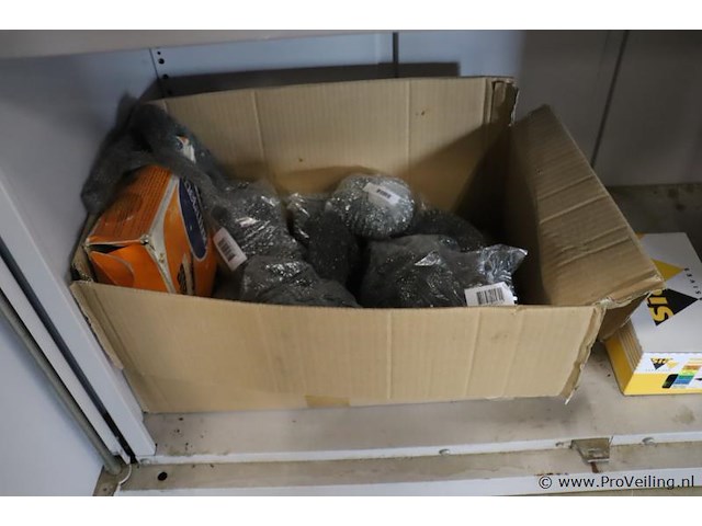 Partij schuurpapier en schuurschijven - afbeelding 3 van  10