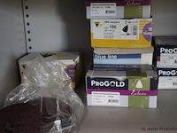 Partij schuurpapier en schuurschijven - afbeelding 5 van  10