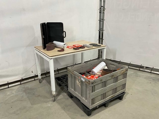 Partij schuurpapier - afbeelding 2 van  9