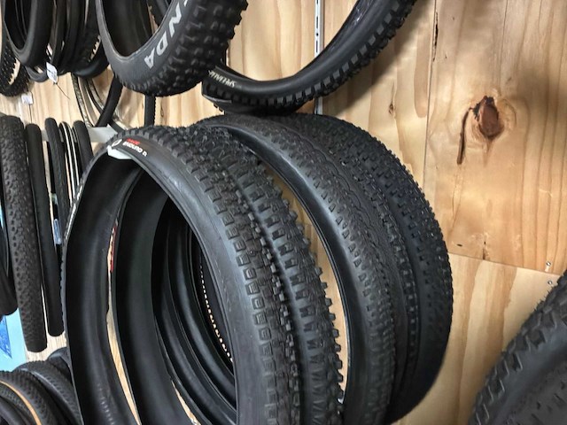 Partij schwalbe / vittoria / continental / fatboy binnen -en buitenbanden (100x) - afbeelding 7 van  12