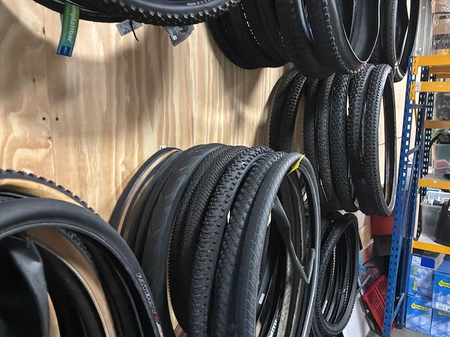 Partij schwalbe / vittoria / continental / fatboy binnen -en buitenbanden (100x) - afbeelding 12 van  12