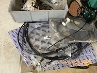 Partij scooter accessoires en onderdelen - afbeelding 3 van  4