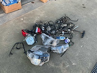 Partij scooteronderdelen - afbeelding 1 van  32