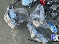 Partij scooteronderdelen - afbeelding 32 van  32