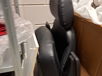 Partij scootmobiel onderdelen , in ca. 3 meter stelling - afbeelding 14 van  47