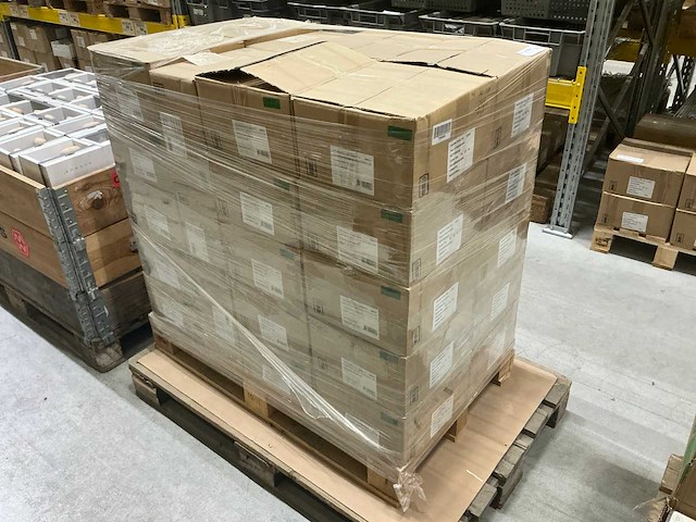 Partij sencys houtdraadbouten (36 dozen á 18 stuks) - afbeelding 6 van  7