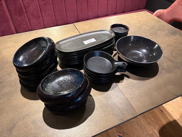 Partij servies (26x) - afbeelding 1 van  5