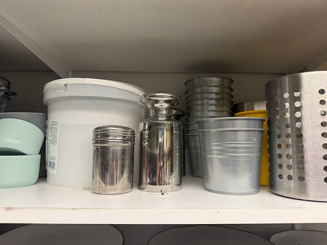 Partij servies en keukenbenodigdheden - afbeelding 5 van  6