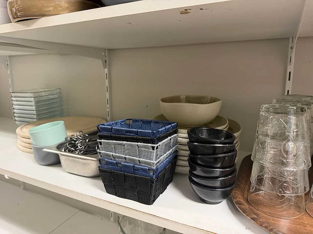 Partij servies en keukenbenodigdheden - afbeelding 6 van  6