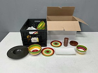 Partij servies en schaaltjes - afbeelding 2 van  9