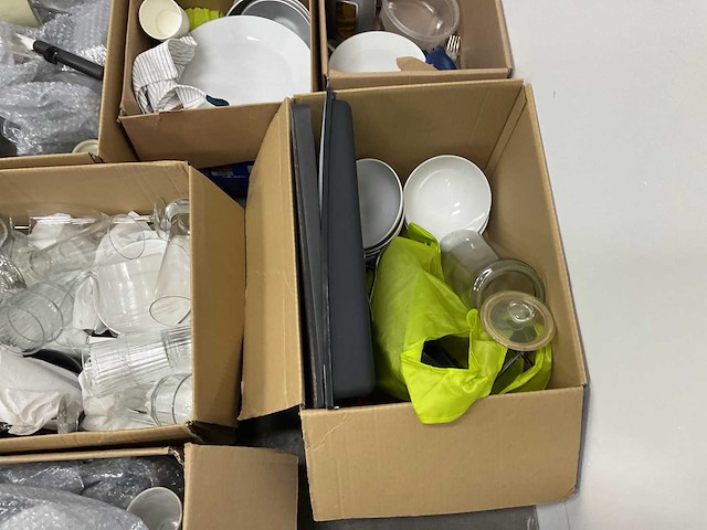 Partij servies, glaswerk en bestek - afbeelding 4 van  4