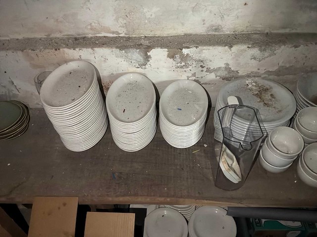Partij servies, glaswerk en bestek - afbeelding 15 van  15
