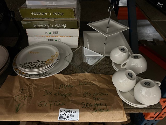 Partij servies + ventilator - afbeelding 3 van  6