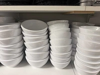 Partij servies w.o. borden en schalen - afbeelding 9 van  12