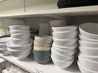 Partij servies w.o. borden en schalen - afbeelding 10 van  12