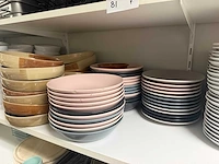 Partij servies w.o. borden en schalen - afbeelding 12 van  12