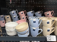 Partij servies w.o. koffiekopjes w.o. amely jones nature - afbeelding 3 van  6