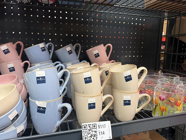Partij servies w.o. koffiekopjes w.o. amely jones nature - afbeelding 4 van  6