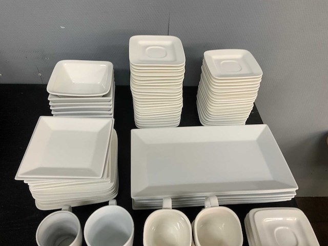 Partij servies - afbeelding 1 van  2