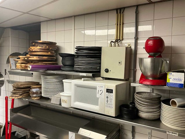 Partij servies - afbeelding 1 van  6