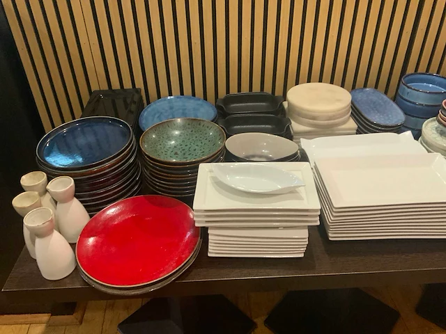 Partij servies - afbeelding 2 van  7