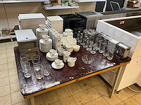 Partij servies - afbeelding 1 van  9