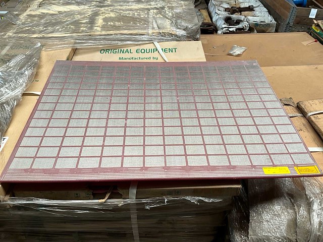Partij shale shaker screens (zeefpanelen voor boorspoeling) - afbeelding 11 van  15
