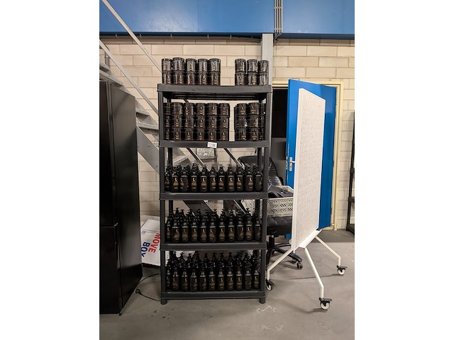 Partij shampoo en conditioner, lateau - afbeelding 1 van  11