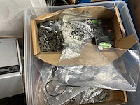 Partij shimano tandwielen, remmen en kettingen - afbeelding 4 van  8