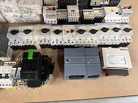 Partij siemens, eaton, abb, schneider schakelmateriaal - afbeelding 4 van  15
