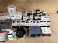 Partij siemens, eaton, abb, schneider schakelmateriaal - afbeelding 8 van  15