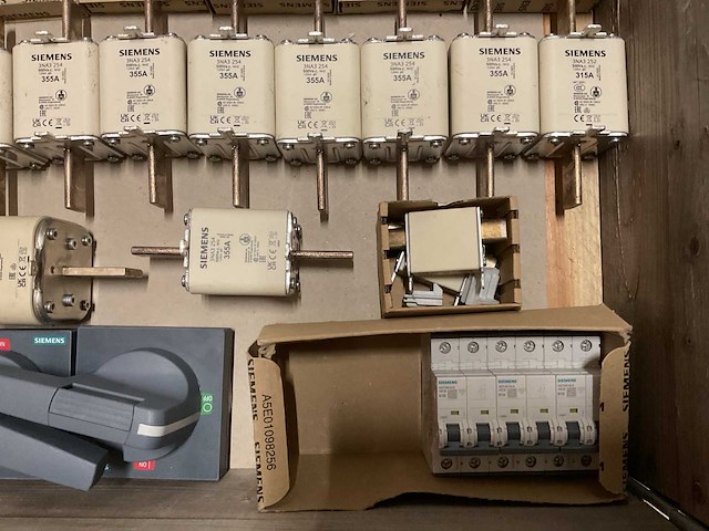 Partij siemens installatiemateriaal - afbeelding 6 van  10