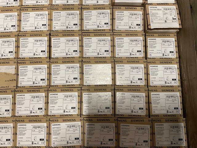 Partij siemens installatiemateriaal - afbeelding 9 van  10