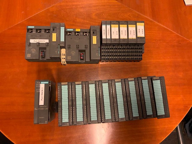 Partij siemens plc simatic componenten - afbeelding 1 van  15