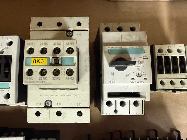 Partij siemens sirius/simatic besturingscomponenten - afbeelding 10 van  10
