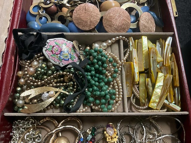 Partij sieraden - afbeelding 3 van  4