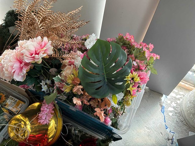 Partij sierbloemen - afbeelding 6 van  7