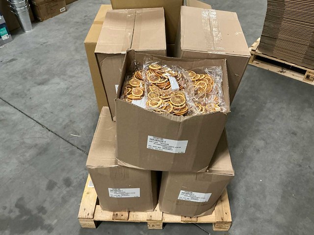 Partij sinaasappelschijfjes oranje 250gr per zak (144x) - afbeelding 3 van  3