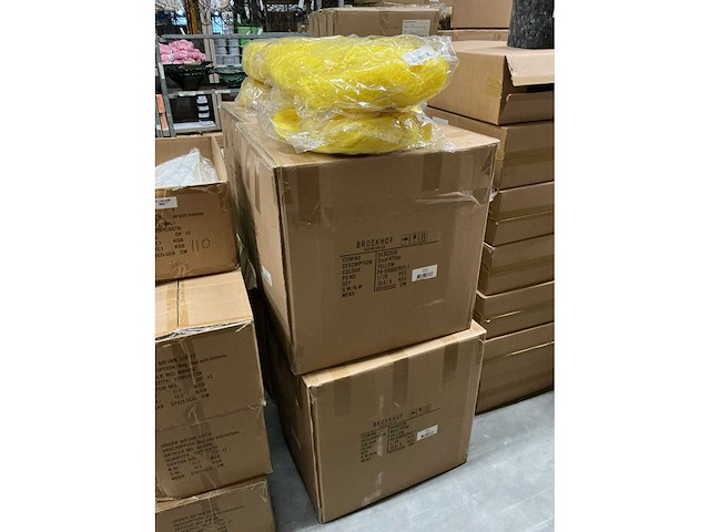 Partij sisal 450gr yellow (85x) - afbeelding 2 van  4