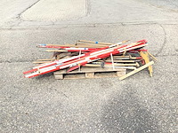 Partij sjalonstokken en tuingereedschap - afbeelding 5 van  7