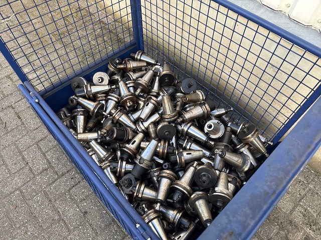 Partij sk 50 frees gereedschap houders - afbeelding 2 van  4
