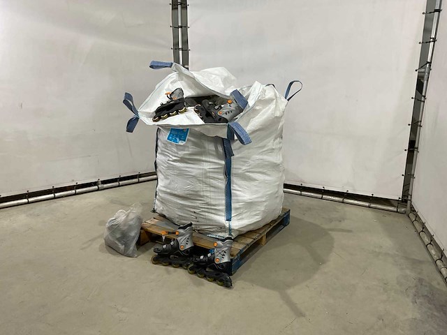 Partij skeelers - afbeelding 1 van  7