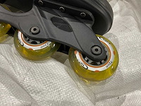 Partij skeelers - afbeelding 4 van  7