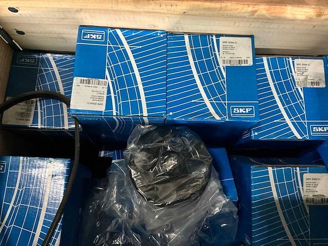 Partij skf auto/ motor onderdelen - afbeelding 4 van  5