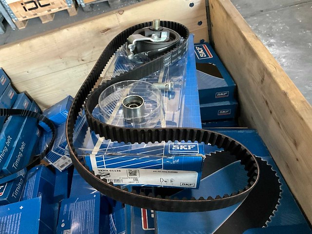 Partij skf distributieriemen & onderdelen - afbeelding 3 van  5