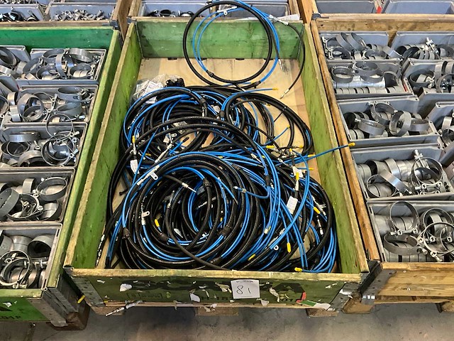 Partij skf slangensets - afbeelding 1 van  5