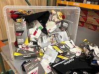 Partij skinfoil / gripgrab / supag sokken overschoenen en handschoenen - afbeelding 4 van  4