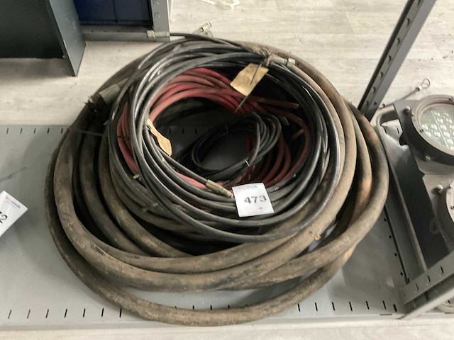 Partij slangen en kabels - afbeelding 1 van  2